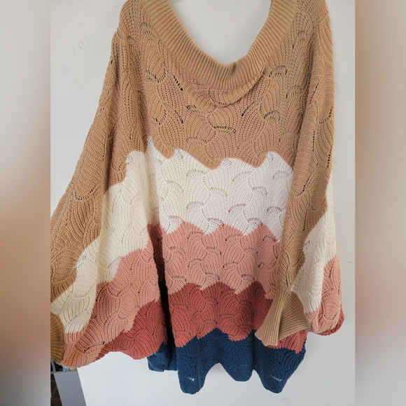 NWOT Andree by Unit oversized sweater size L - Picture 6 of 6